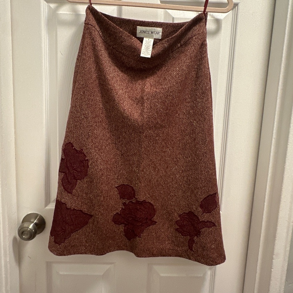 One of a kind by Jones Wear below the knee Fall Textured Fabric skirt.